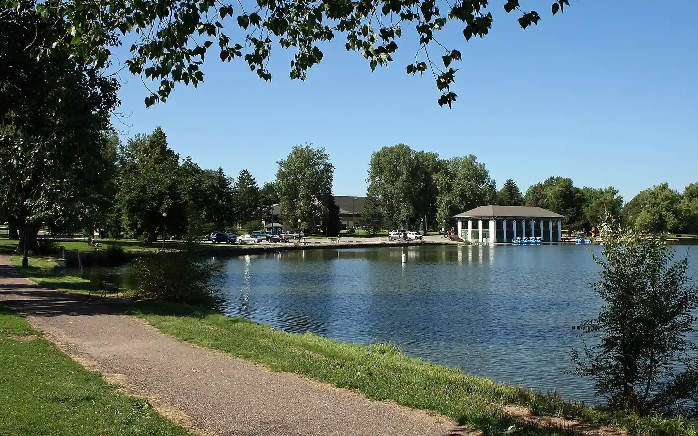 The boathouse on the lake at Washington Park, Denver